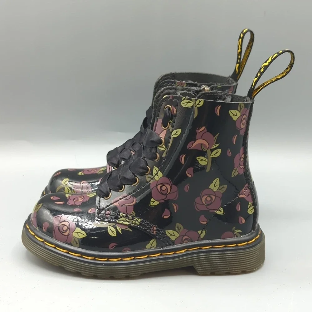 Dr. Martens 1460 Pascal T Black Floral Coated Leather Boots Kids Size US 8 UK 7